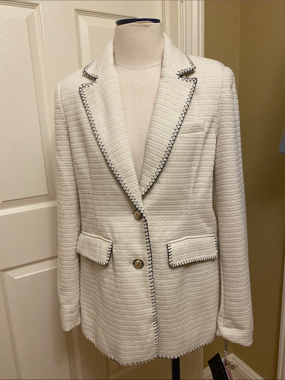 Avec Les Filles Womens Ivory Contrast Black Trim Two-Button Blazer Jacket NWT